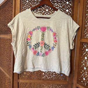 NATURAL LIFE Pale Gray Floral Peace Sign Crop Top